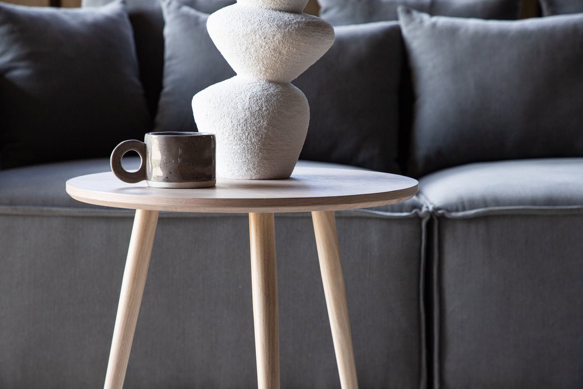 Side Table Anela – Ø48 in Two Colors