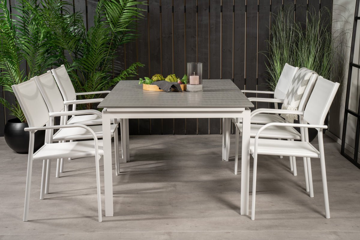 Garden table Kairen - perfect for sociable gatherings outdoors