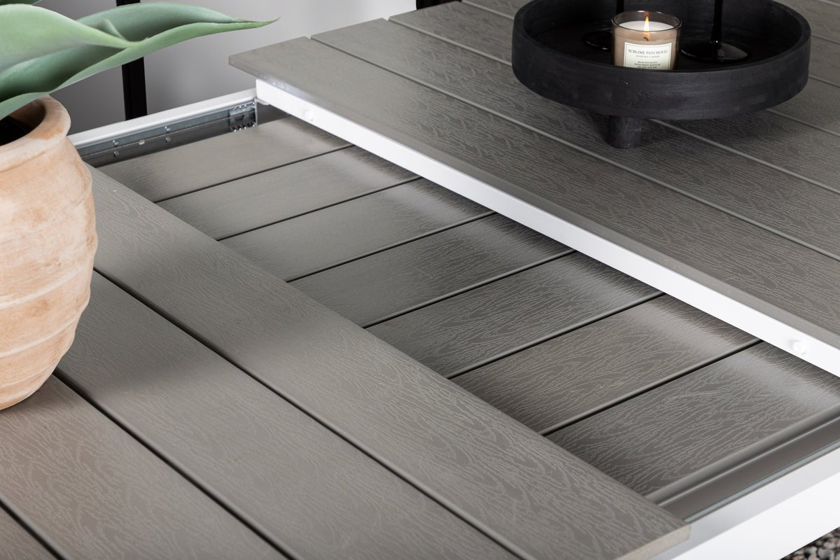 Garden table Kairen - perfect for sociable gatherings outdoors