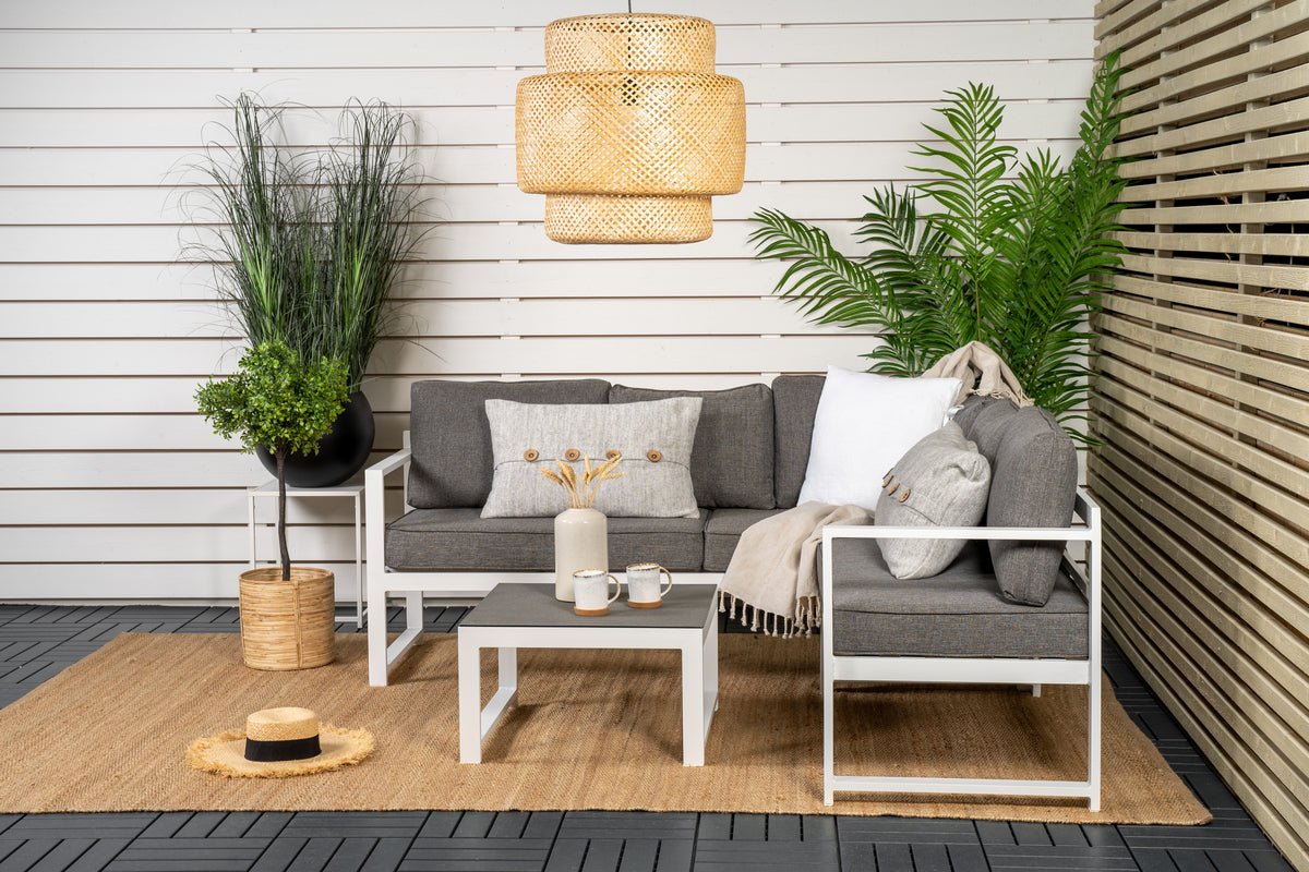 Ensemble lounge de jardin Tamara – en Gris avec plateau en verre pour terrasse et balcon