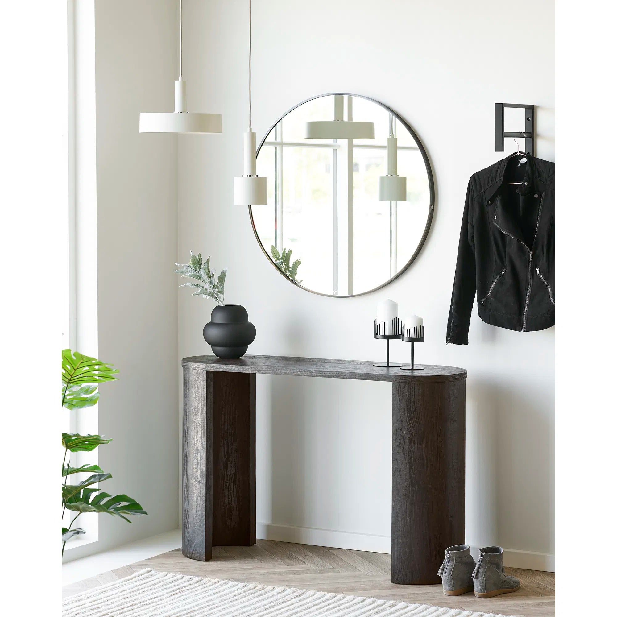 Vase Noir – Glas an skulpturaler Form