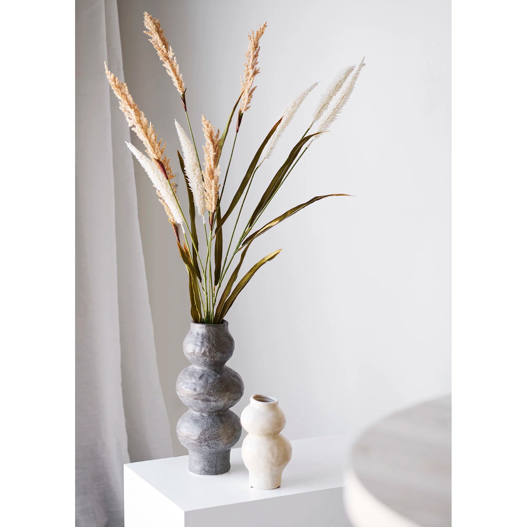 Vase Liora – Donkelgréng Keramik