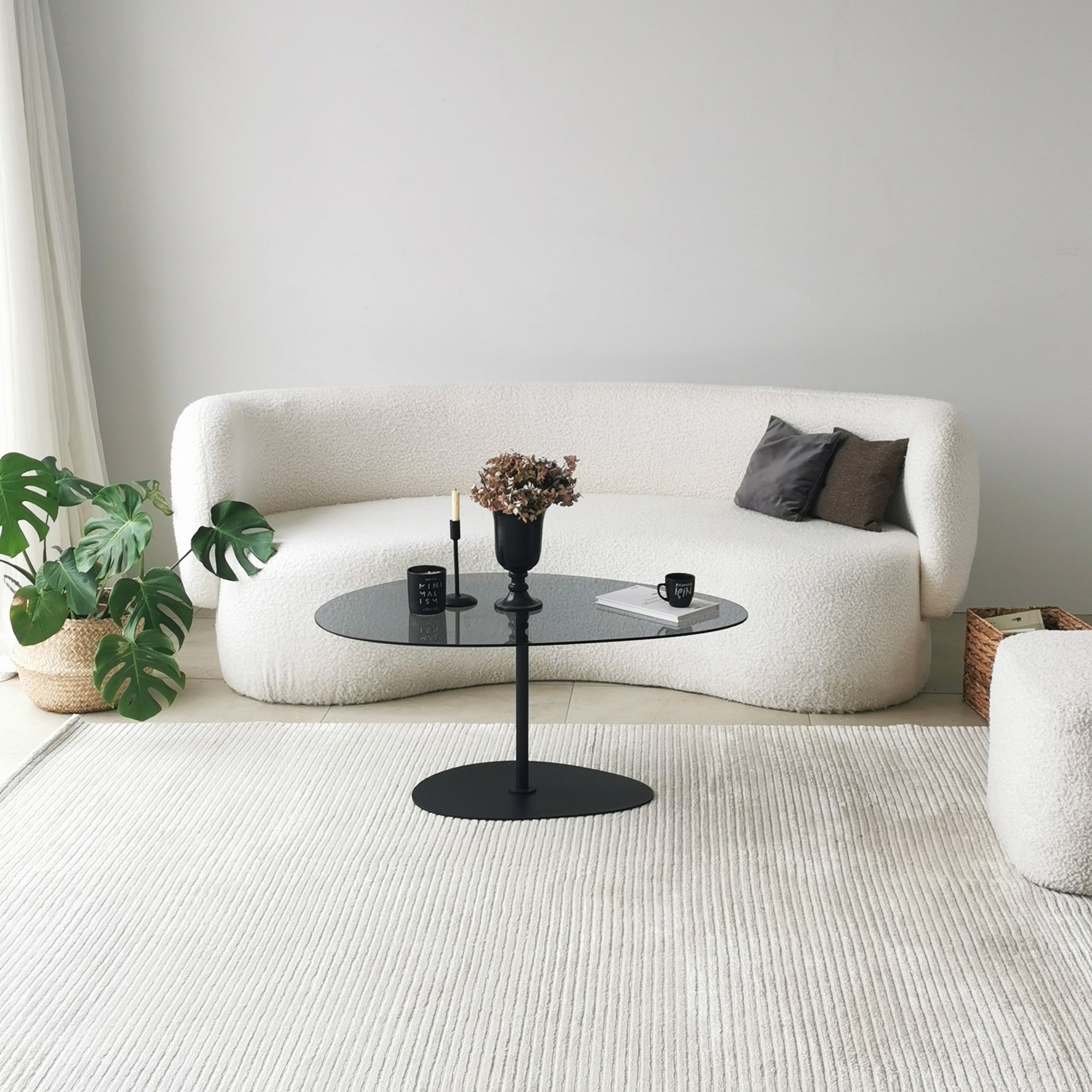 Couchtisch Dovira - mat Glasplack an schwaarzem Metallgestell