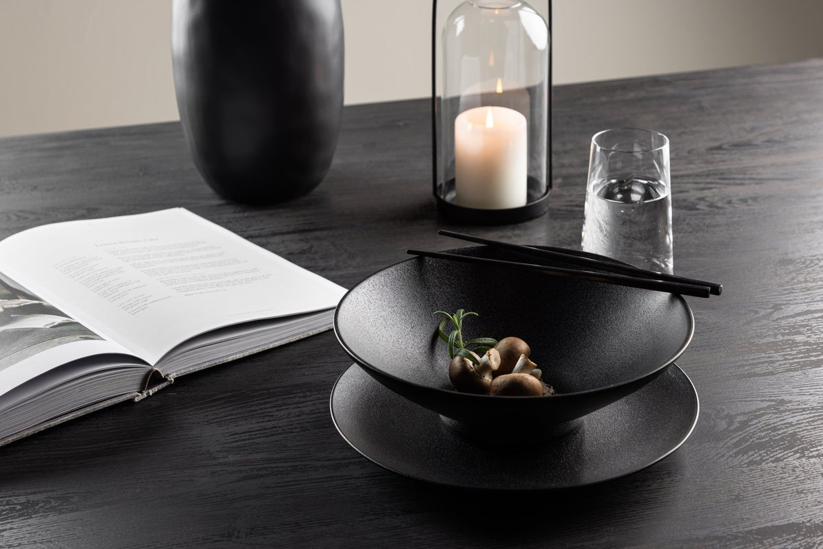 Bowls Black Swan - 2-piece set made of black porcelain