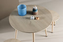 Kannerdug-Set Nordi – Dësch & 2 Hocker am skandinavesche Design