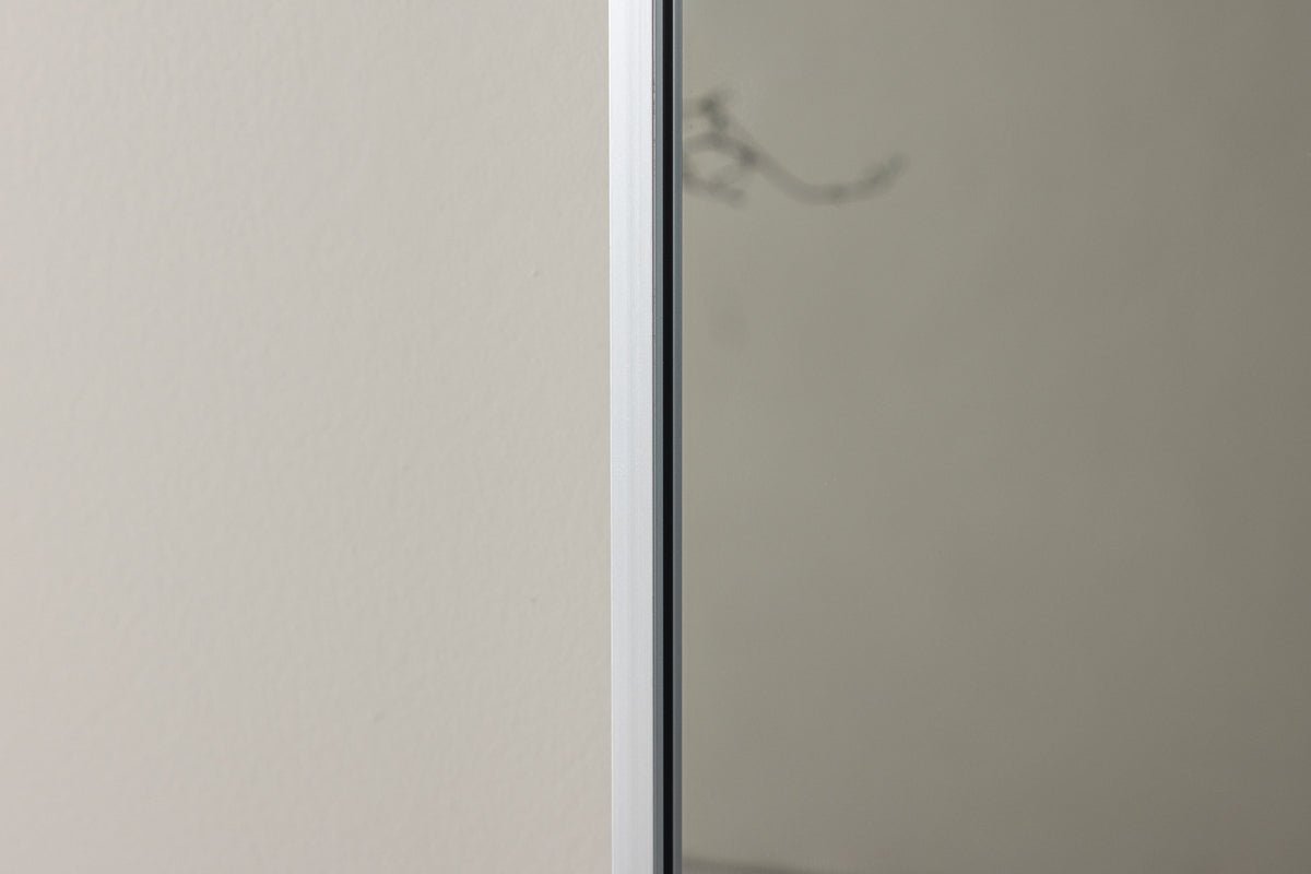 Mirror Madare – with silver-colored aluminum frame