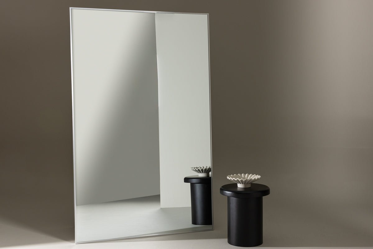 Mirror Morina – with aluminum frame in Beige or silver