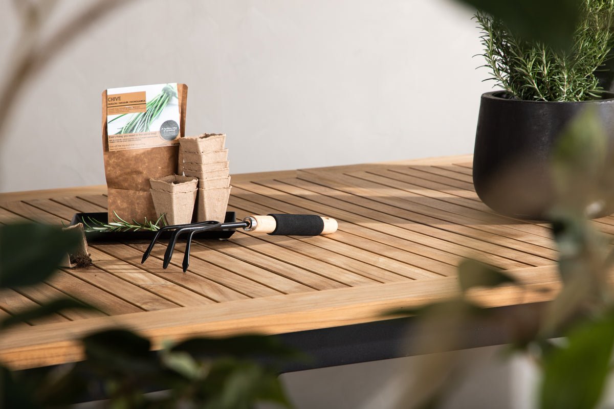 Gartentisch Lunea - en ausziehbareg Iessdësch fir dobaussen