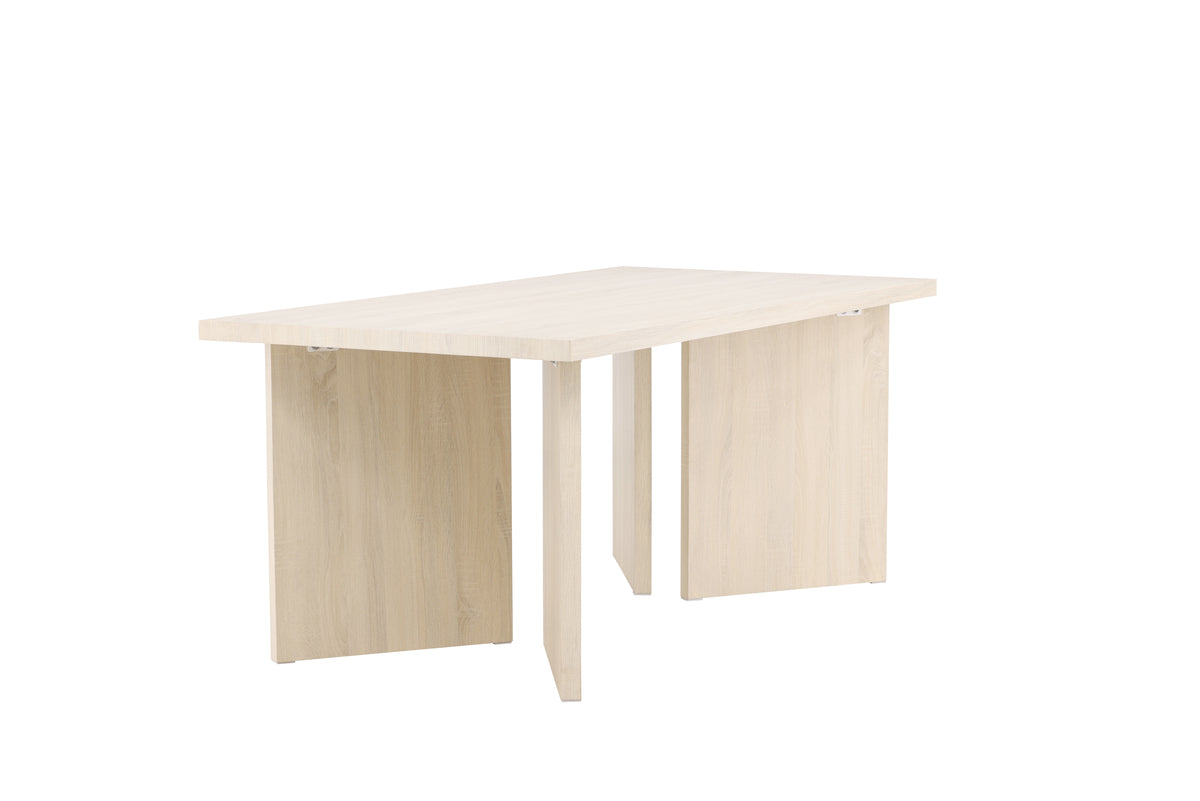 Dining table Nuvira - a rectangular table for family and friends
