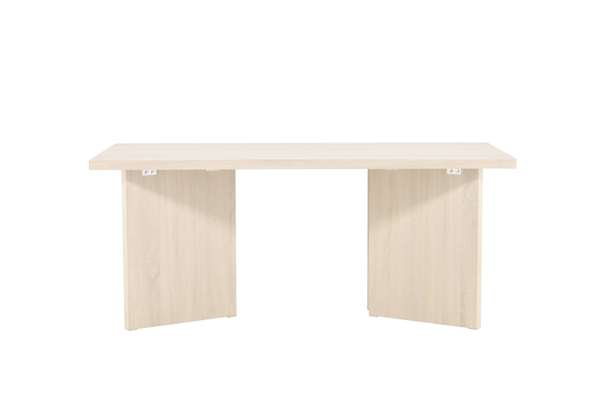 Dining table Nuvira - a rectangular table for family and friends