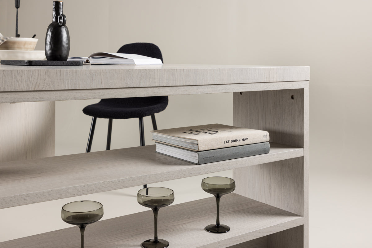 Dining table Soluna - in modern design with thoughtful functionality