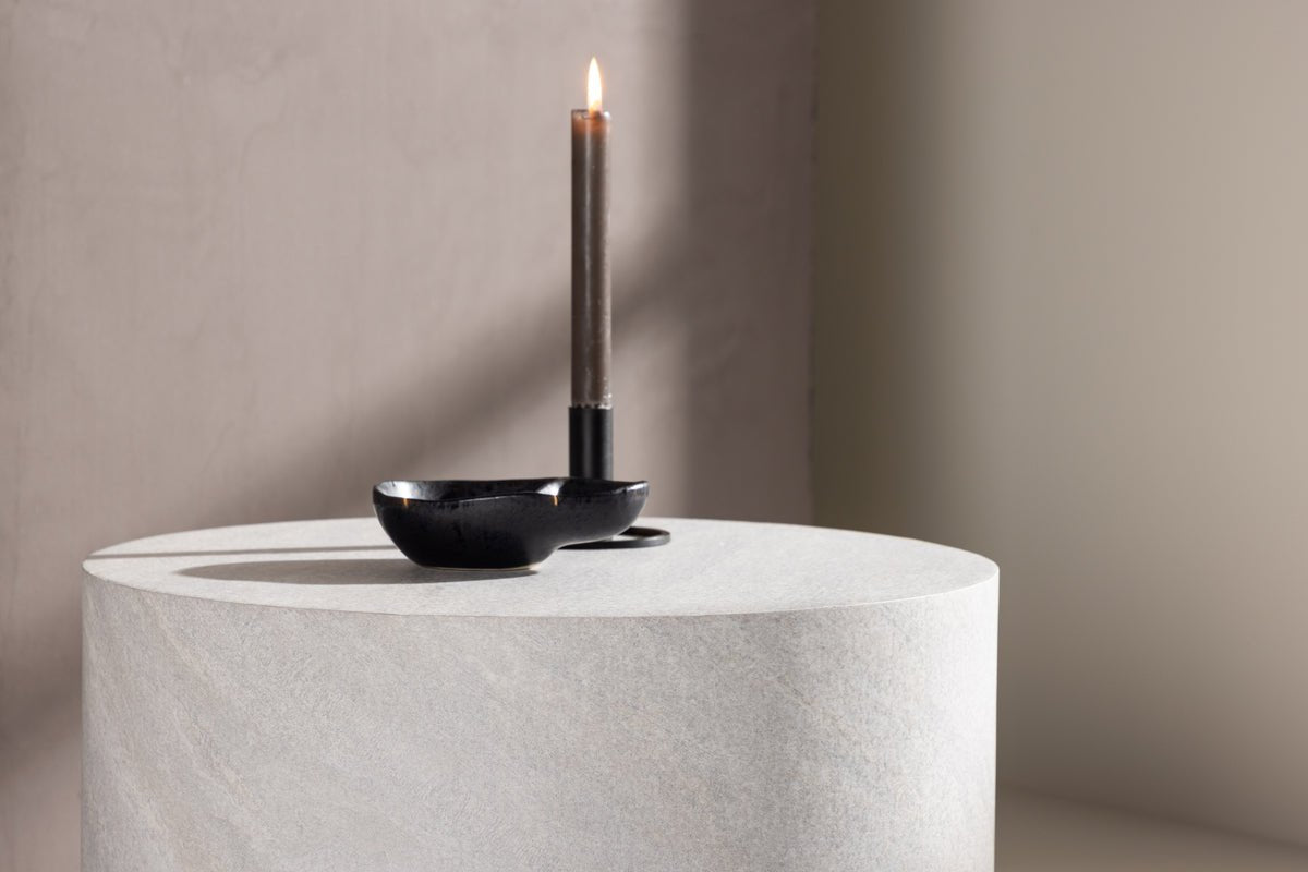 Table d'appoint Amin – design moderne en trois tailles