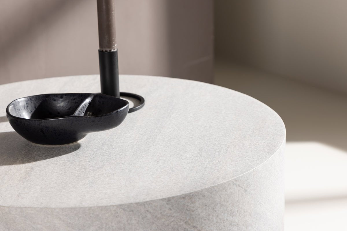 Table d'appoint Amin – design moderne en trois tailles