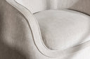 Fauteuil Elias - en gris clair avec des formes arrondies