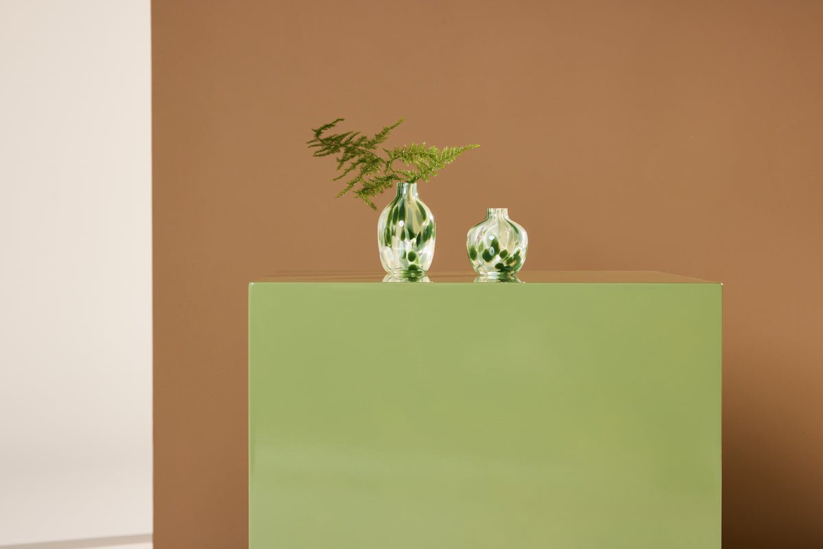 Couchtisch/Beistelltisch Nivara – Kubus mat aussergewéinlecher Optik