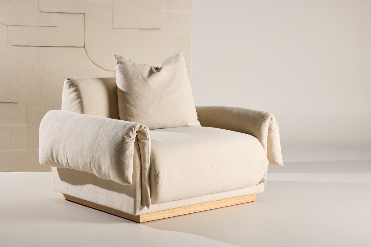 Fauteuil Möllner - en bois de chêne avec revêtement en lin