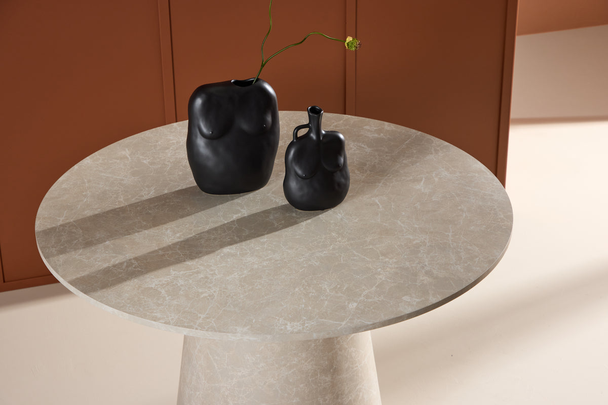 Dining table Yarra - a round dining table in Scandinavian style