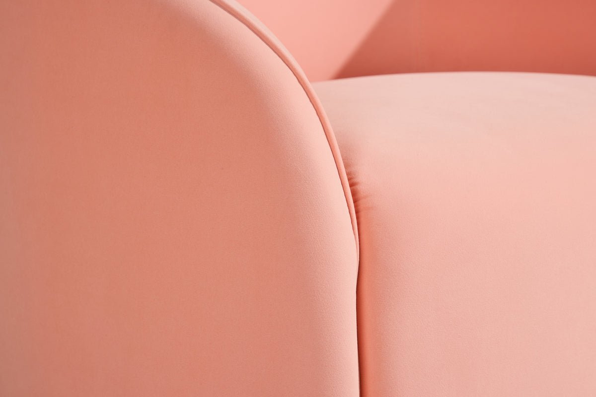 Sëtzstull Noris - Sanften Pfirsichton am minimalistëschen Design