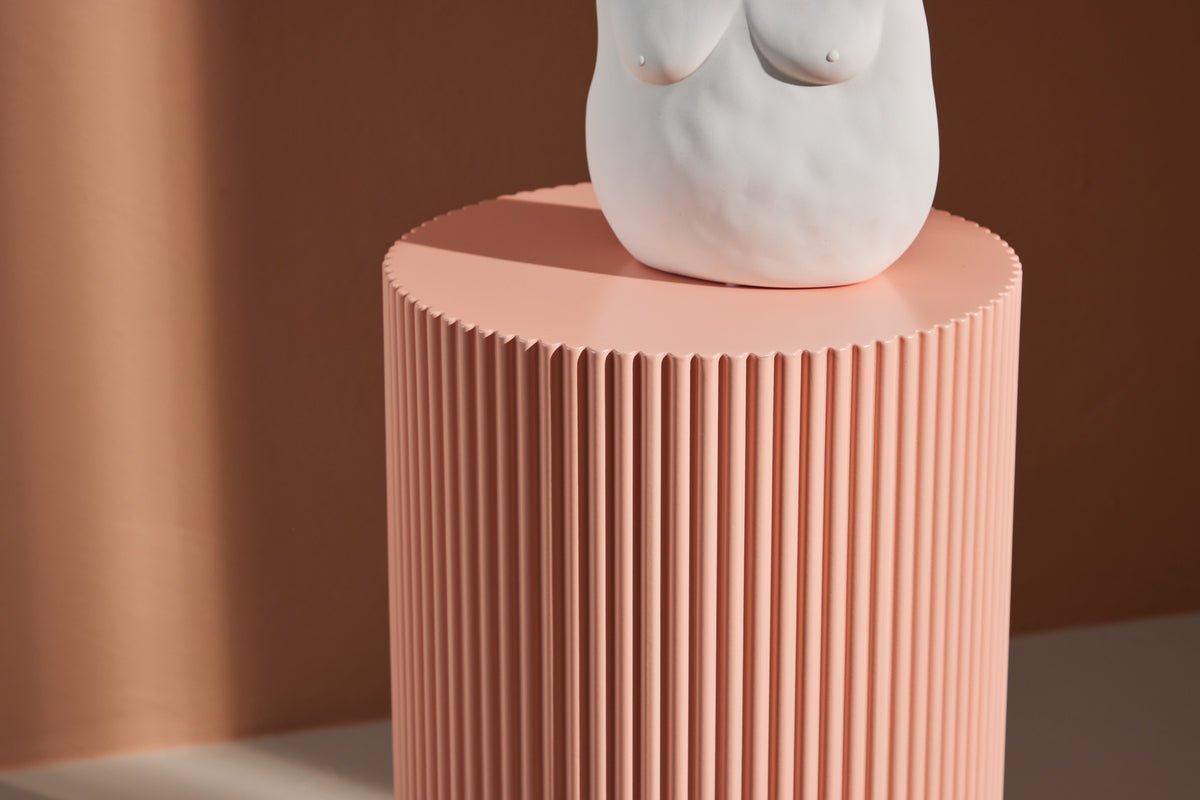 Side Table Elvira – Modern Design in Three Colors