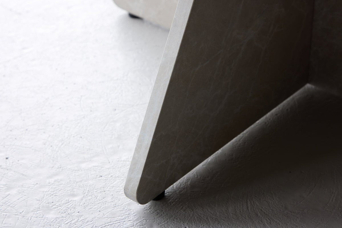 Coffee table Navaro - round table in soft Beige