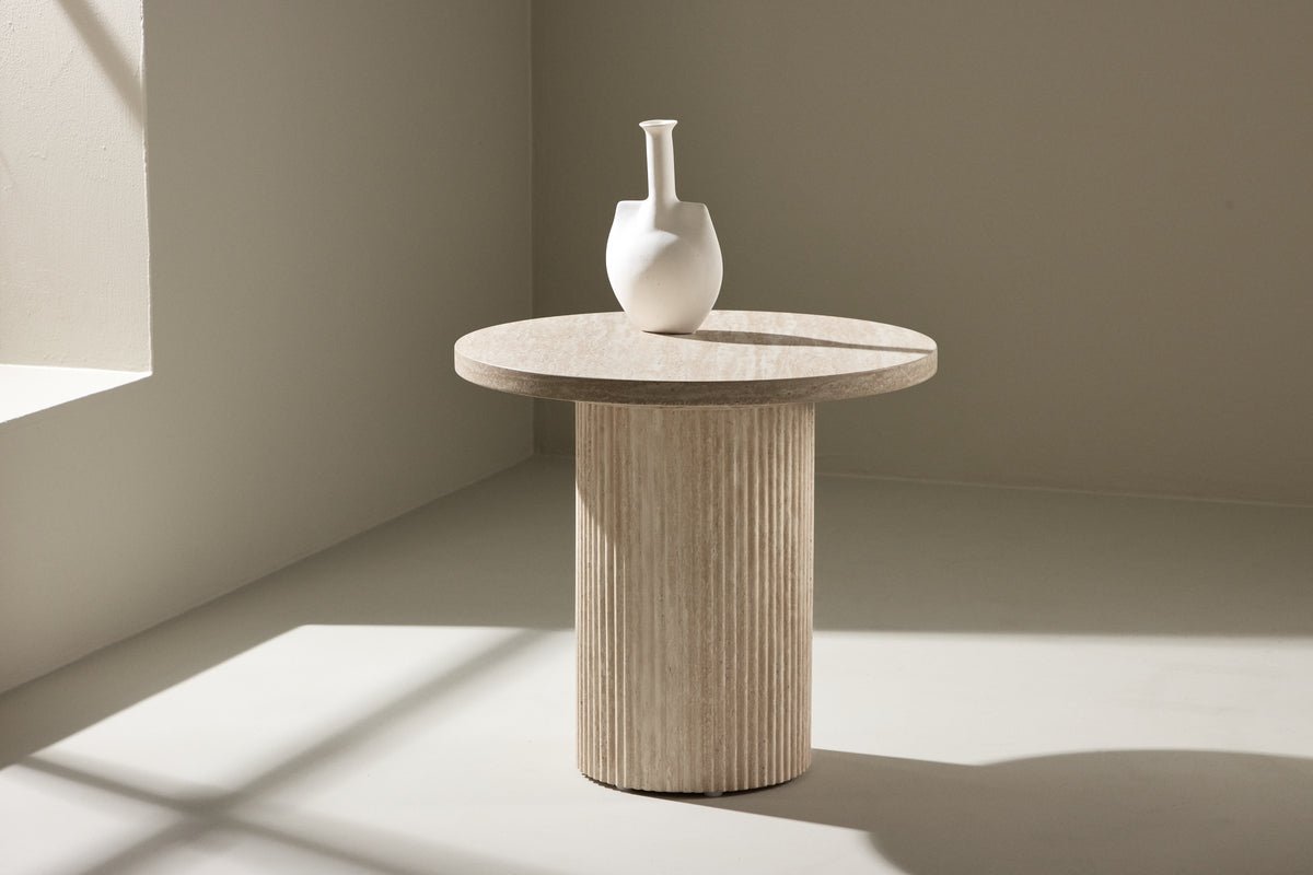 Couchtisch/Beistelltisch Tino - mat geriffeltem Standfouss