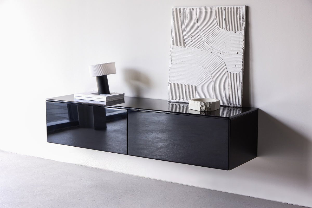 Designer TV-Lowboard Noirra – Schwebendes Design in Noir