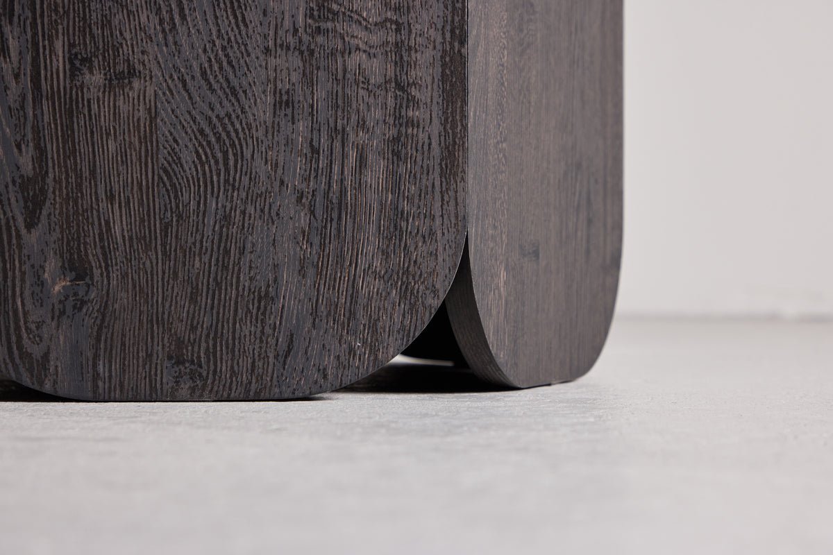 Dining table Agesta - round dining table with tabletop in Light Gray, mocha, and Black