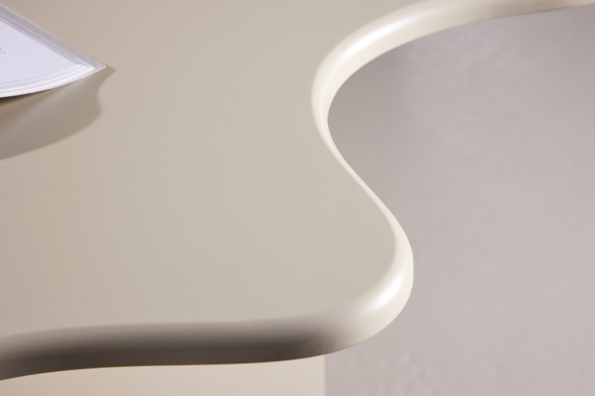 Dining table Lumière – with unique tabletop