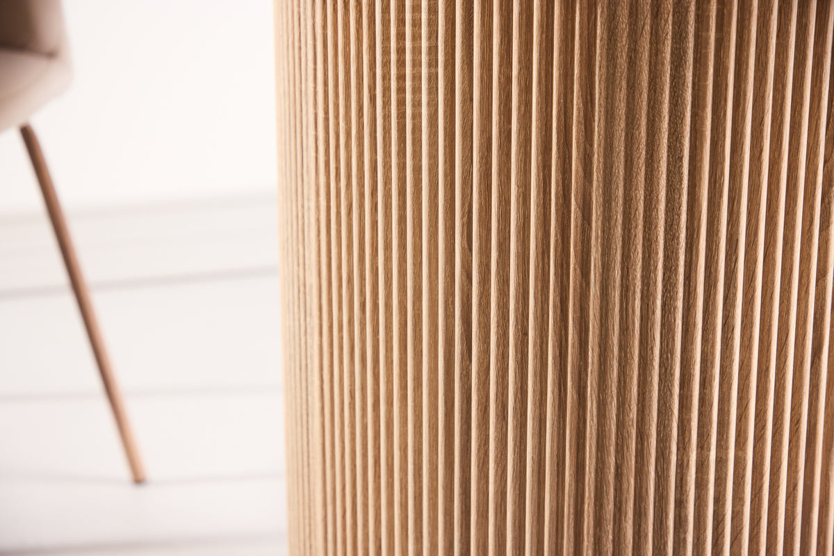 Dining table Orlén – Round design dining table Ø120 cm with glass top and ribbed base