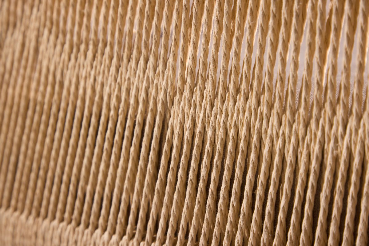 Sëtz Jupiter - a Béis mat Leinenstruktur