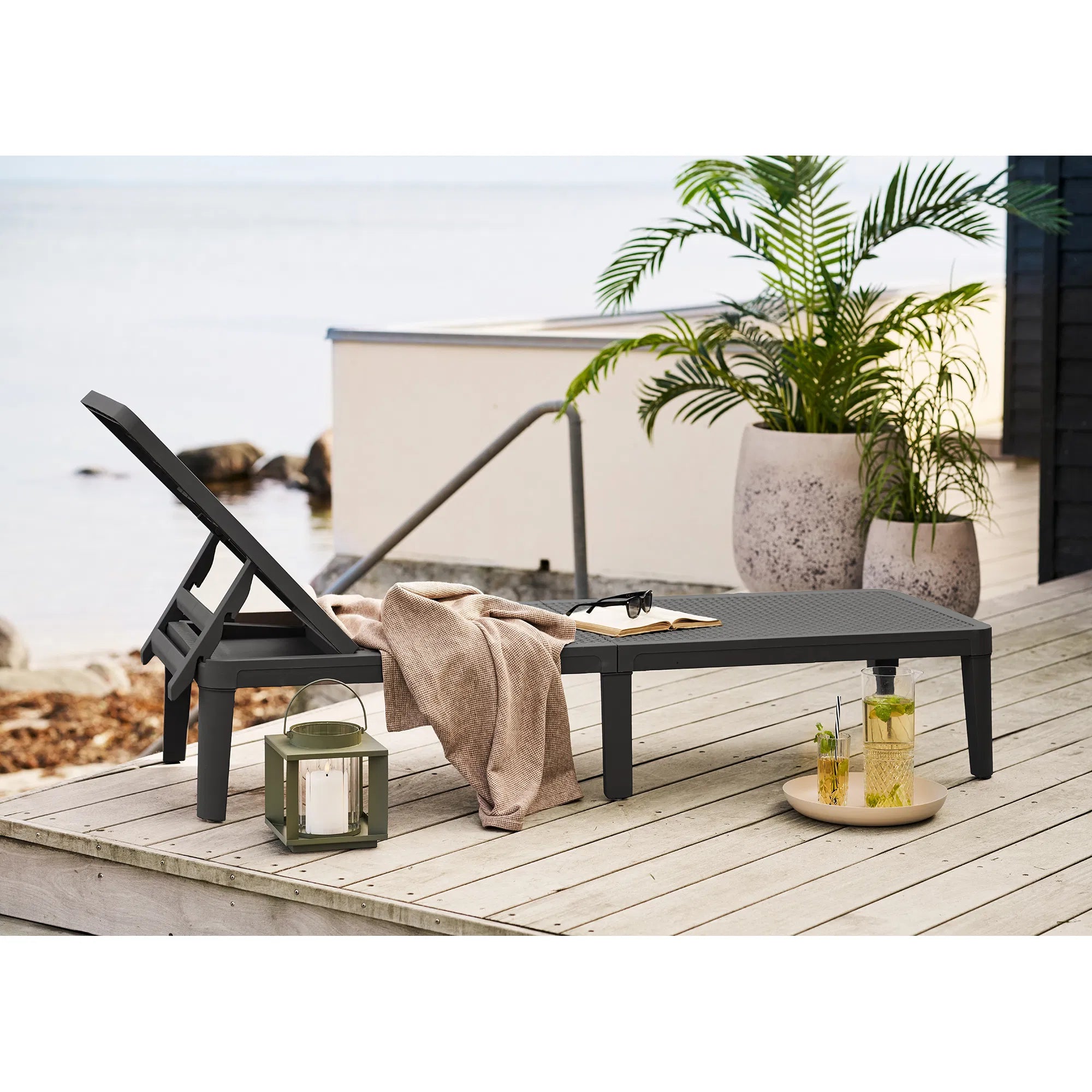 Lanterne à bougie Eirnova – fabriquée en Métal et en verre