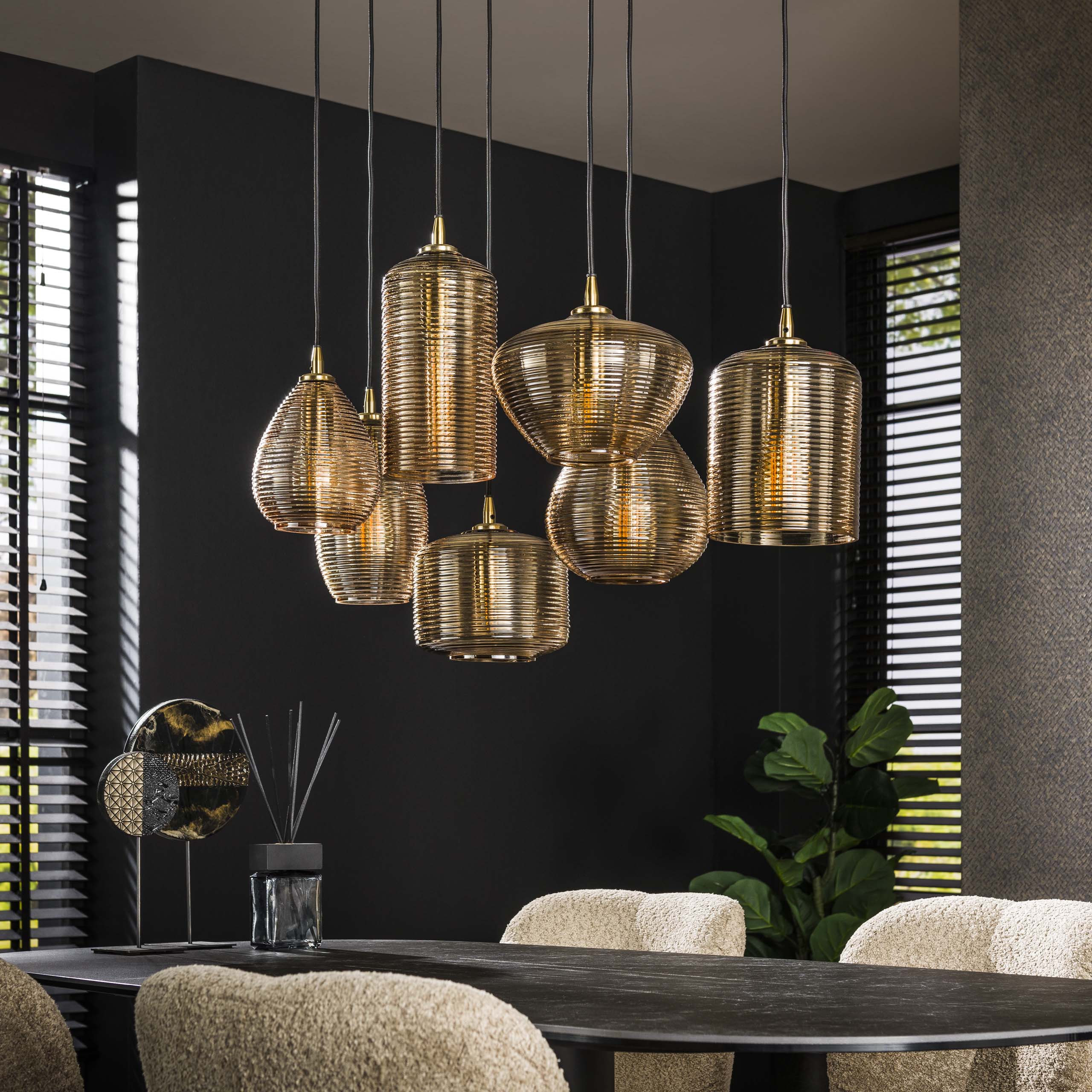 Pendant lamp "Astralis" – with handcrafted glass lampshades