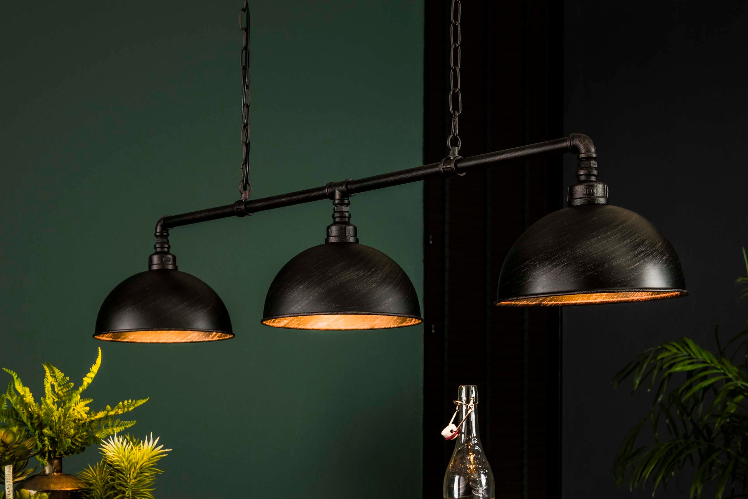 Suspension « Aurina » – design industriel avec suspension par chaîne et 3 lampes