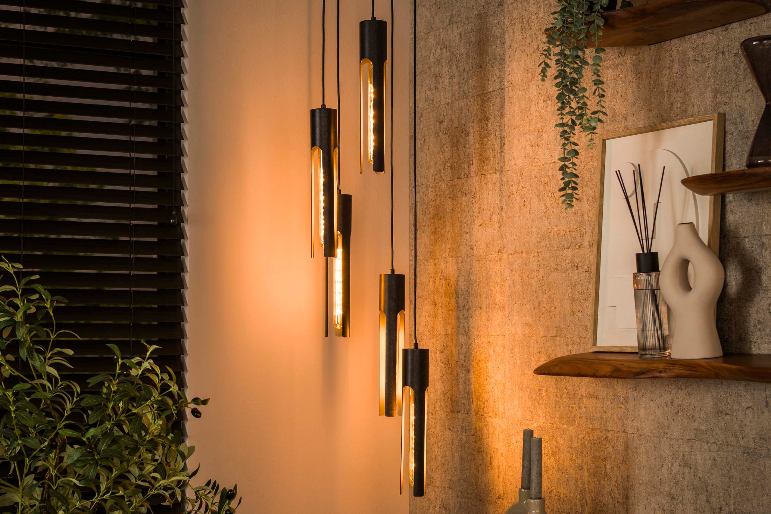 Pendant Light "Fenora" – Tiered with 5 Lights in Black Tube Design