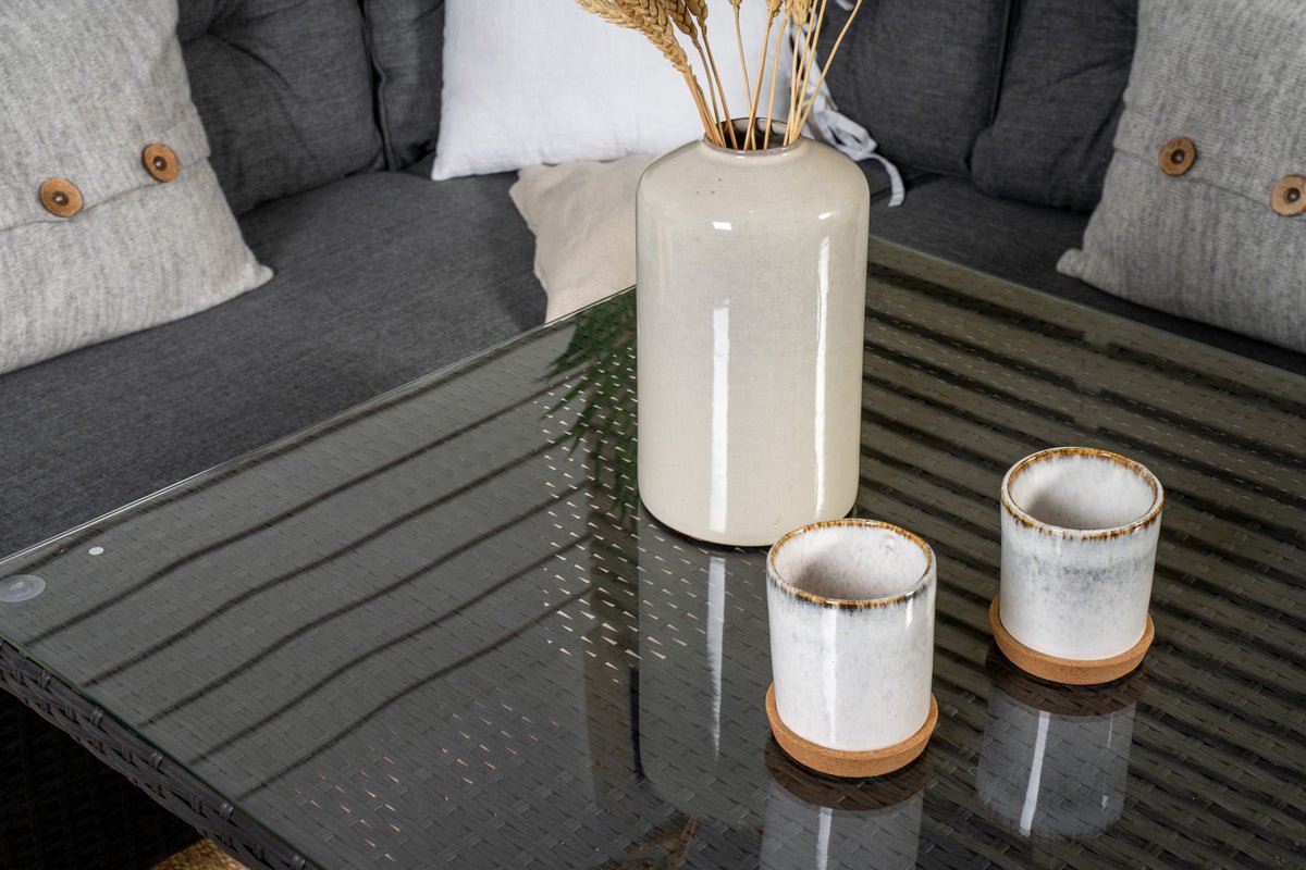 Garteloungeset Olivia – mat Ecksofa & Glas-Couchtisch a zwee Faarwen