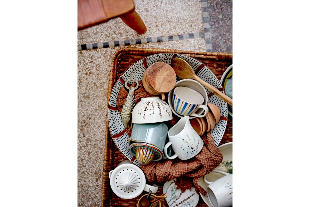 Dinnerware Set Elina – Hand-Painted Floral Design in Natural Tones (12-Piece)