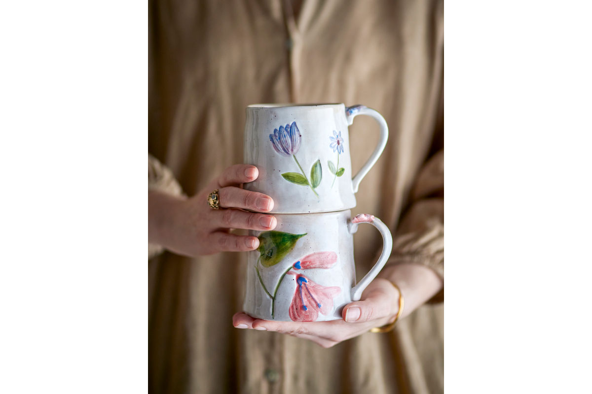 Set of 2 Luni Mugs – made of stoneware with floral motifs