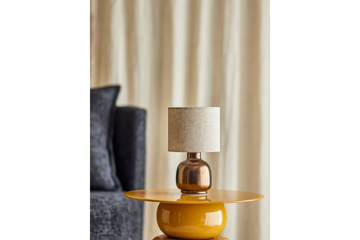 Lampe de table Aurea – grès en bronze, objet de design élégant