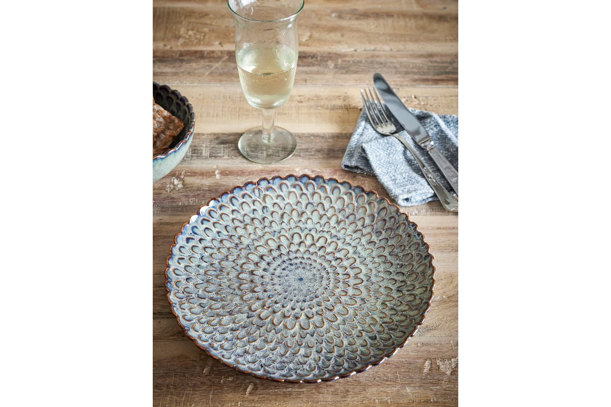 Cori Plate – Set of 4 Stoneware in Gray with Maritime Relief