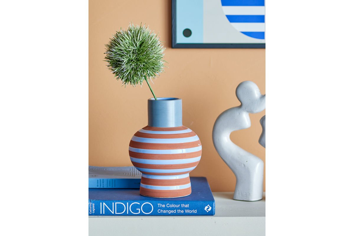 Vase Mara - Orange, made of stoneware