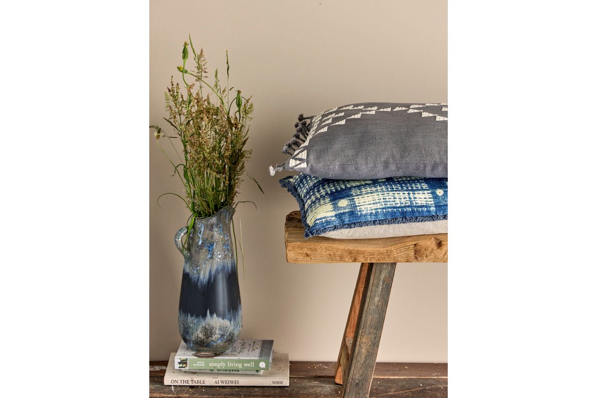 Vase „Noira“ – Steingut in Schwarz