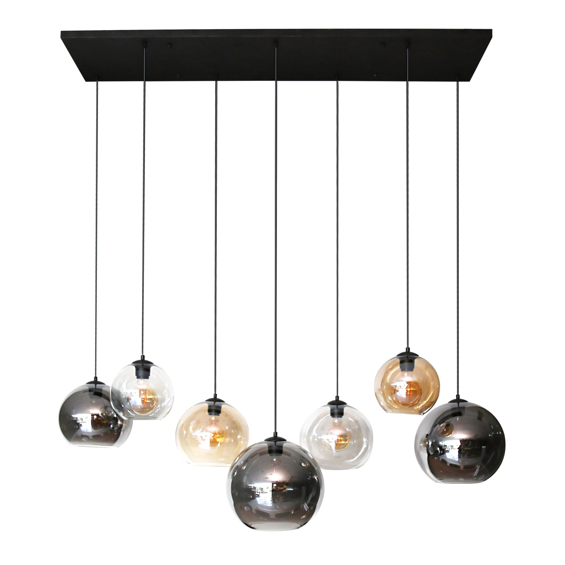 Suspension "Olivara" – 7 abat-jours sphériques en verre couleur ambre, chrome et gris clair