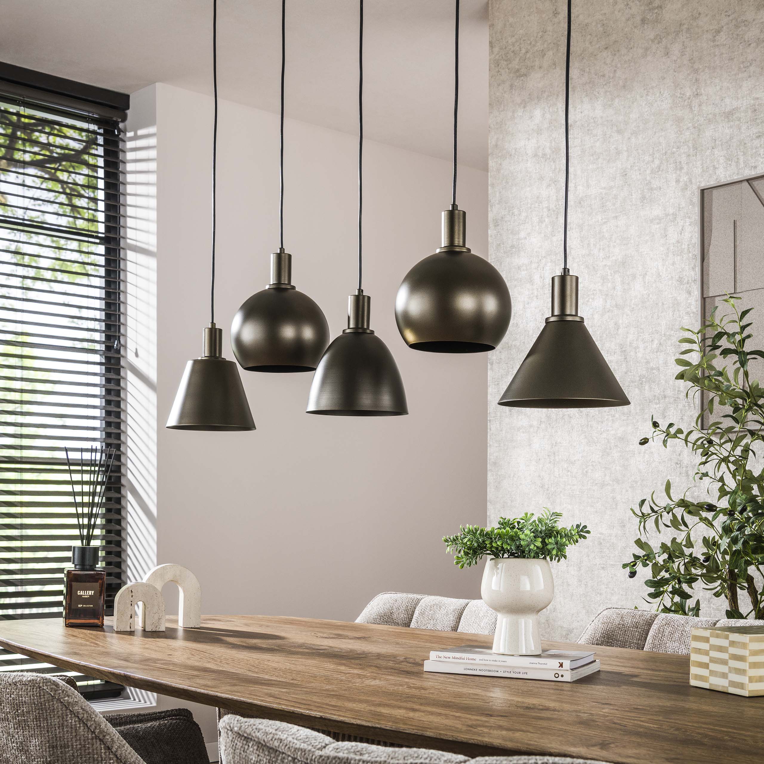 Pendant lamp Bravino – Five metal shades in Brown or Beige (five-light)