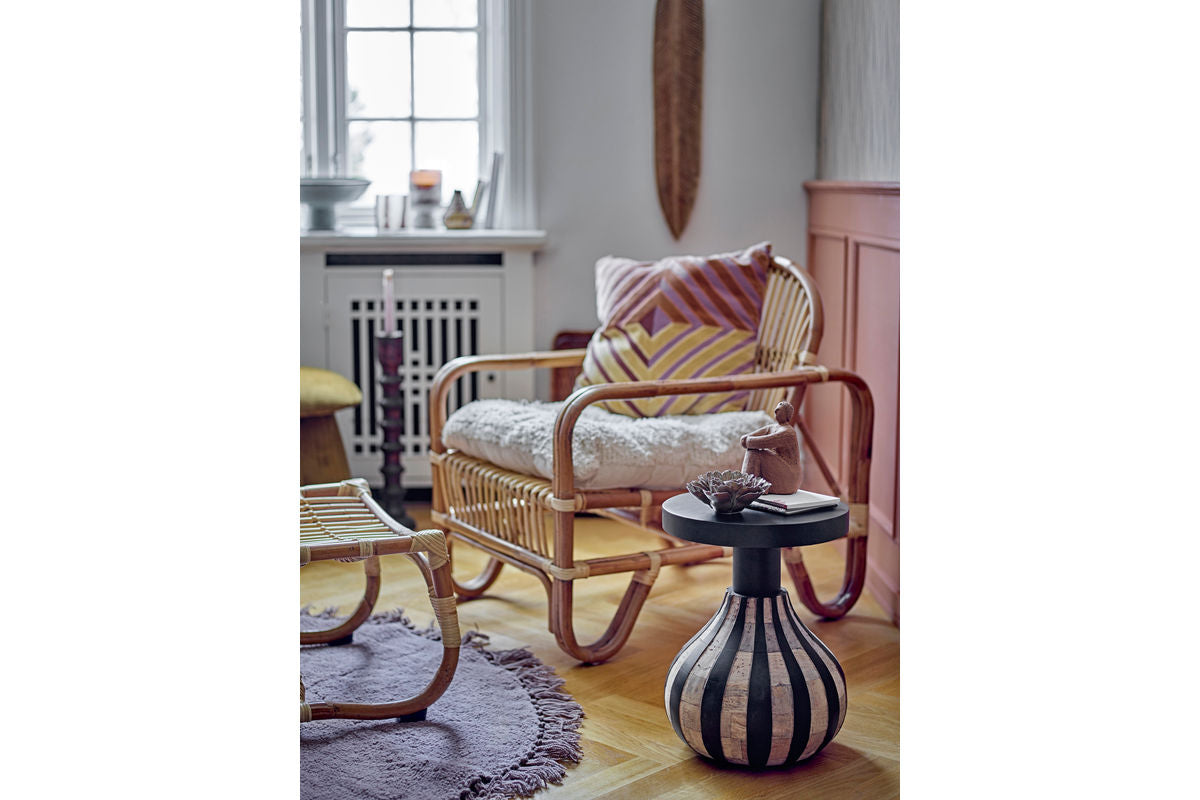 Beistelltisch Mila – FSC®-zertifizéiert Mangoholz a Schwaarz