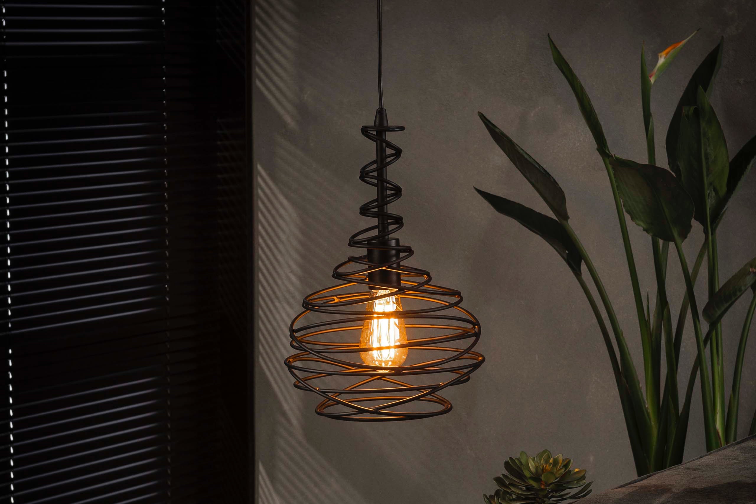 Pendelleuchter Vireo – Markant Metall-Design a Schwaarz