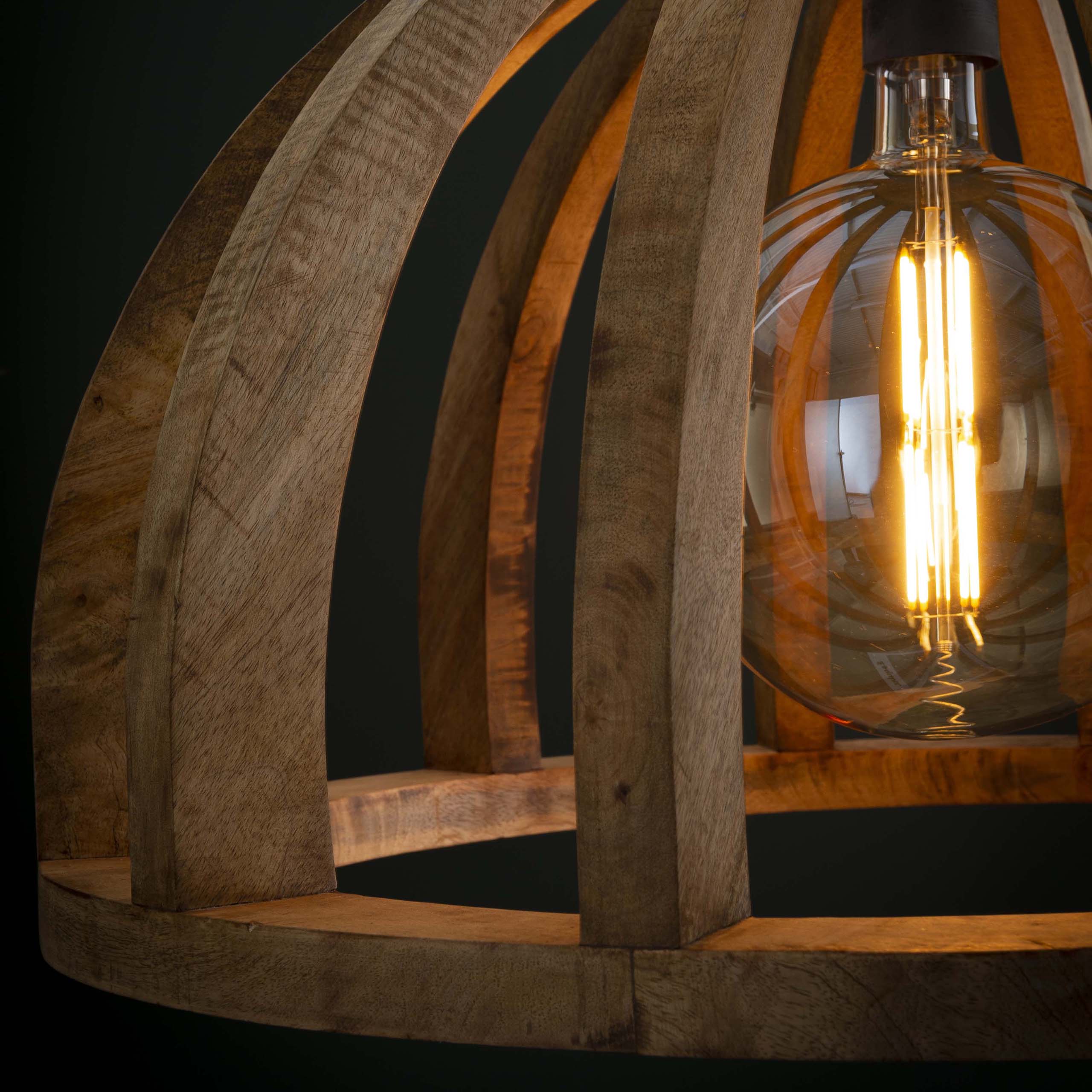 Suspension Madero – Bois de manguier massif à l'aspect naturel