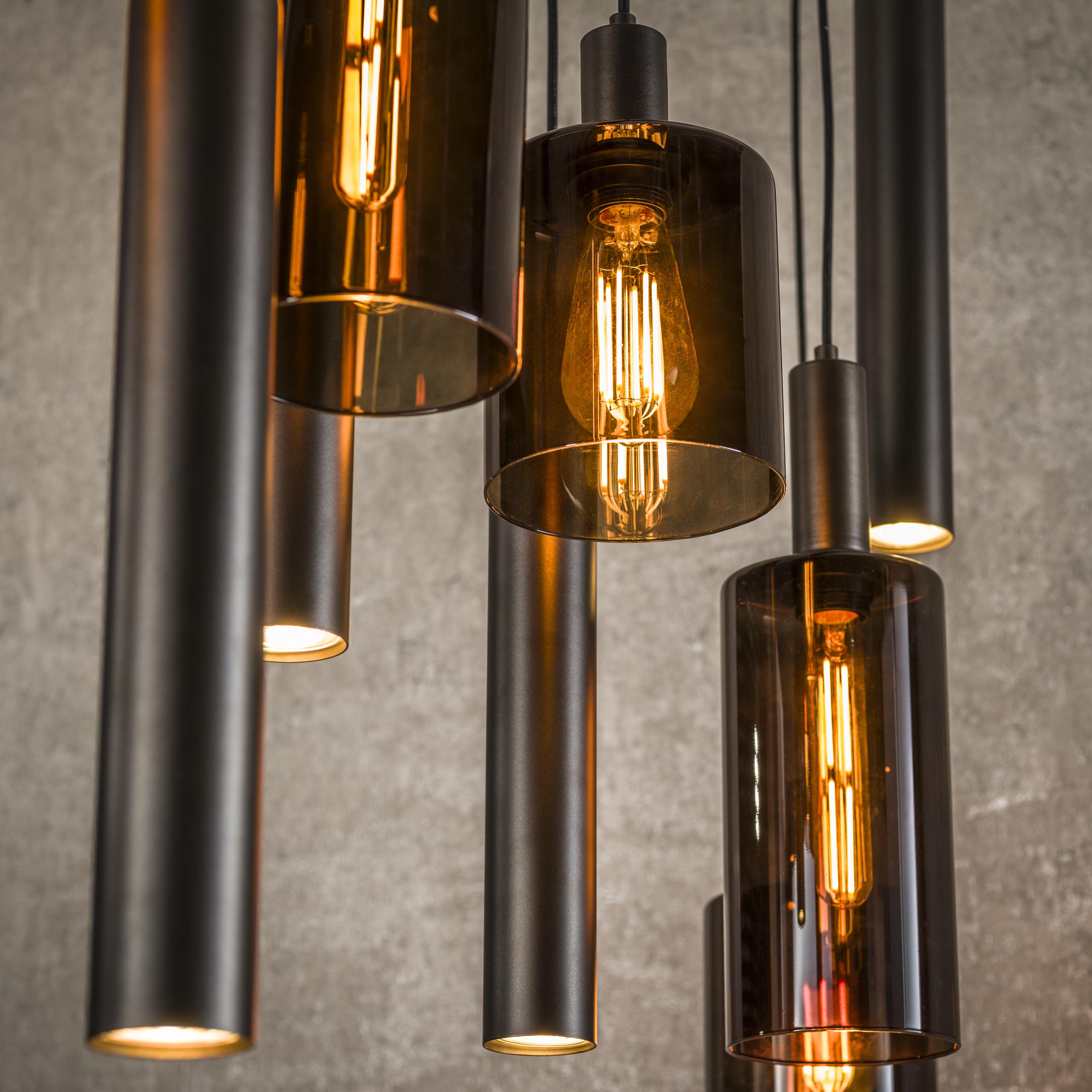 Suspension Ayu – Design en grappe en marron (9 flammes)