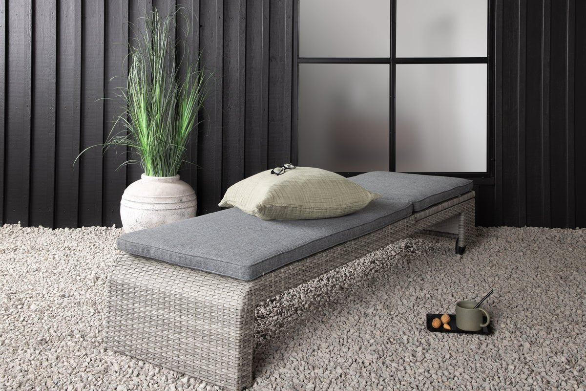 Chaise longue de jardin Irina - en rotin