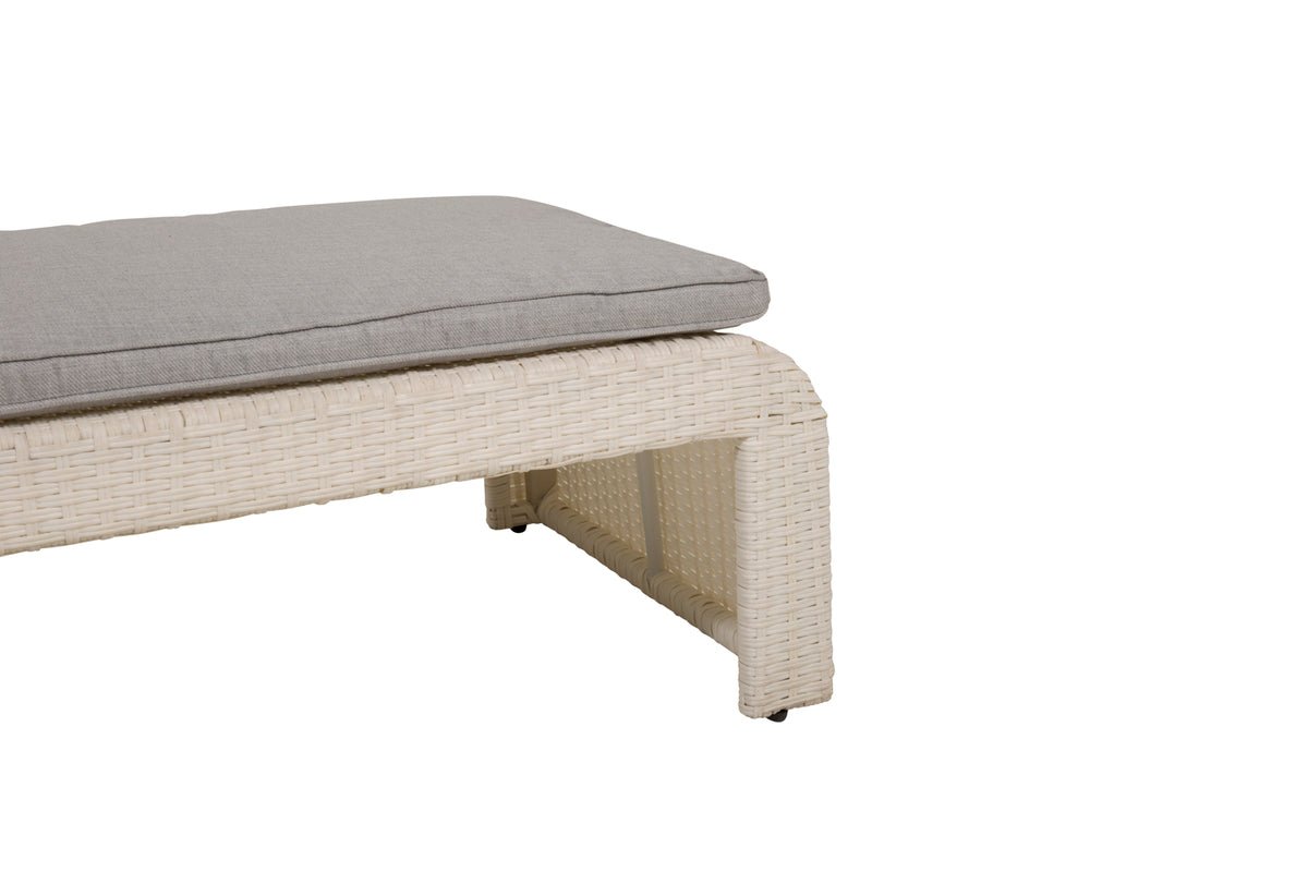 Chaise longue de jardin Irina - en rotin