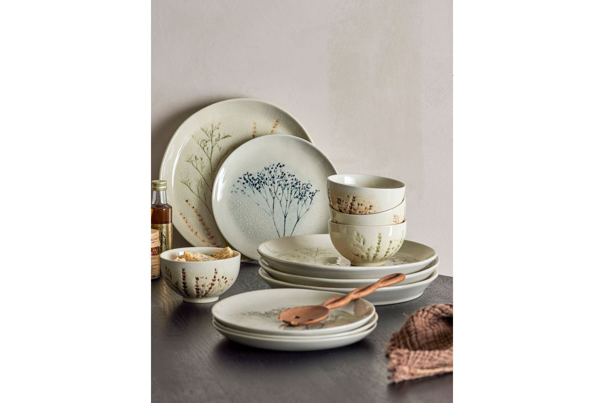 Dinnerware Set Elina – Hand-Painted Floral Design in Natural Tones (12-Piece)